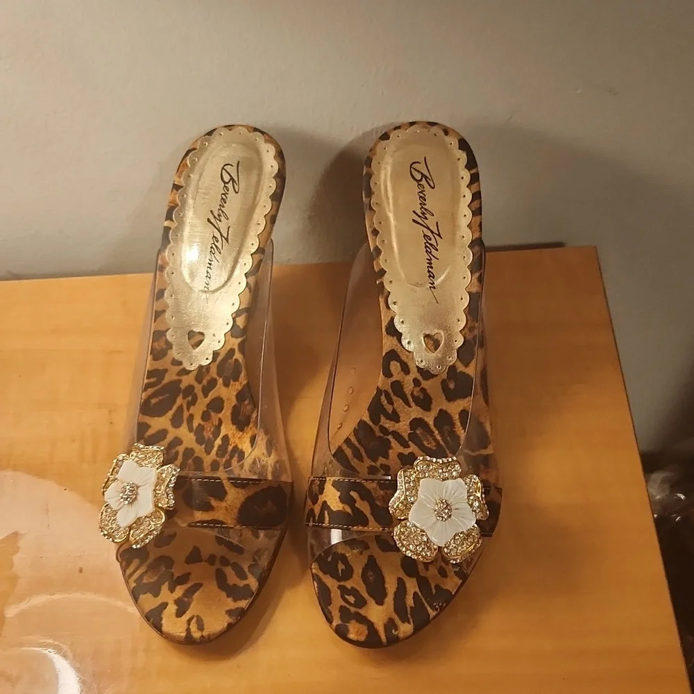BEVERLY FELDMAN SANDALS SIZE 8 - Picture 4 of 8